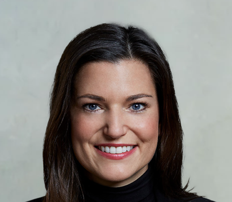 Ihre Ansprechpartnerin, Annika Senft